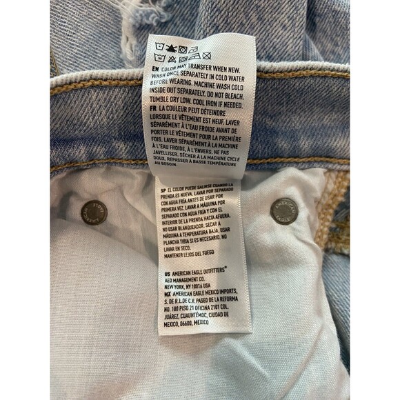 American Eagle Jeans 90s Boyfriend Distressed High Rise Button Fly Size 2 - Picture 10 of 11